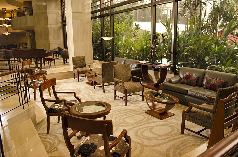 Отель Nh Cali Royal Экстерьер фото